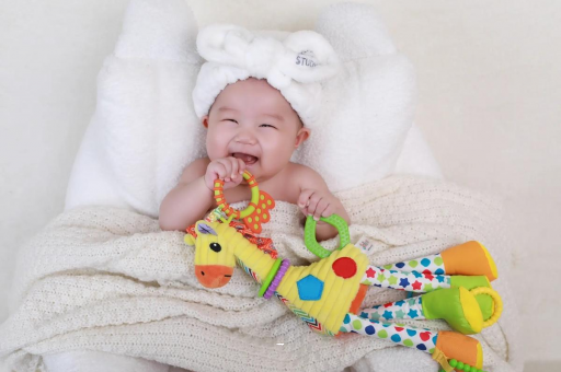 乌海4个月宝宝奶量 乌海4个月宝宝奶量